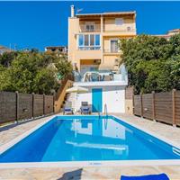 5 bedroom villa with pool, near Acharavi, sleeps 9